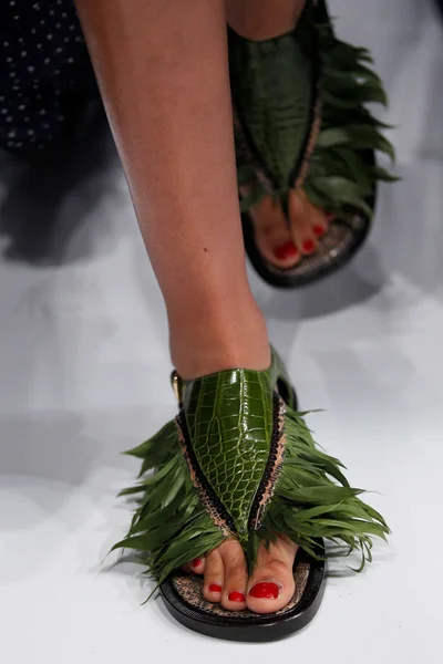 Look 8